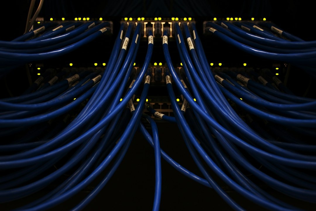 photo-1683322499436-f4383dd59f5a network connections